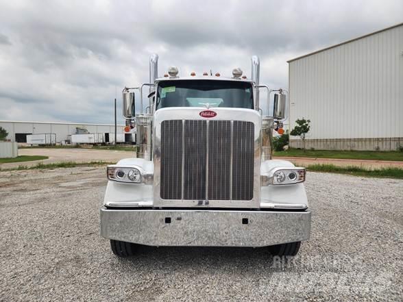 Peterbilt 589 Tegljači