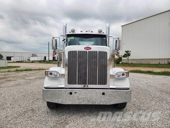 Peterbilt 589 Tegljači