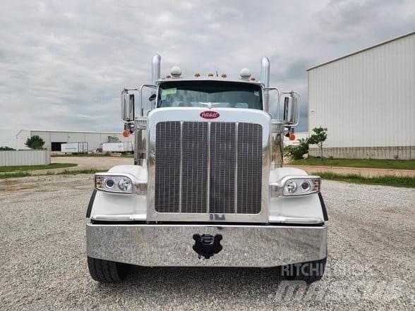 Peterbilt 589 Tegljači