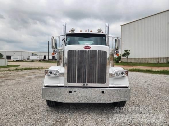 Peterbilt 589 Tegljači