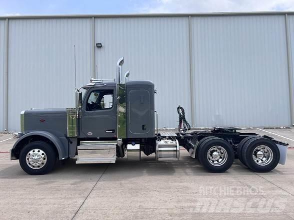 Peterbilt 589 Tegljači