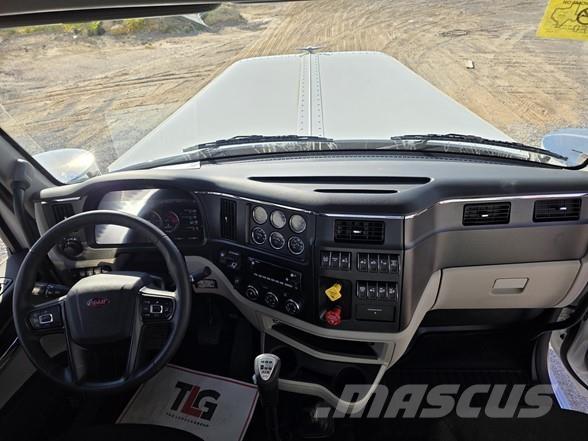 Peterbilt 589 Tegljači