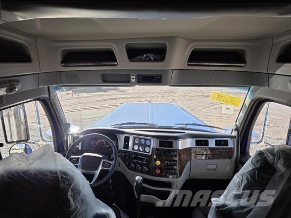 Peterbilt 589 Tegljači