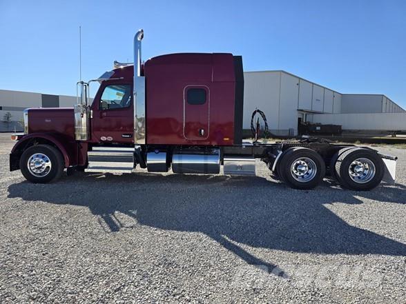 Peterbilt 589 Tegljači