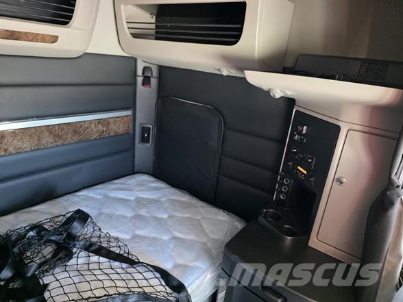 Peterbilt 589 Tegljači