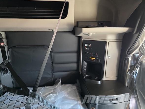 Peterbilt 589 Tegljači