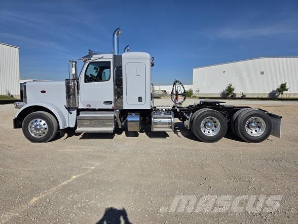 Peterbilt 589 Tegljači