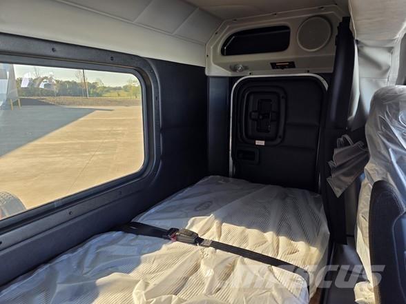 Peterbilt 589 Tegljači