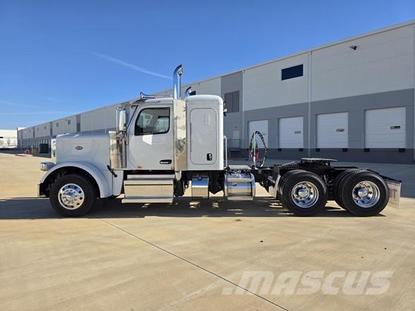 Peterbilt 589 Tegljači