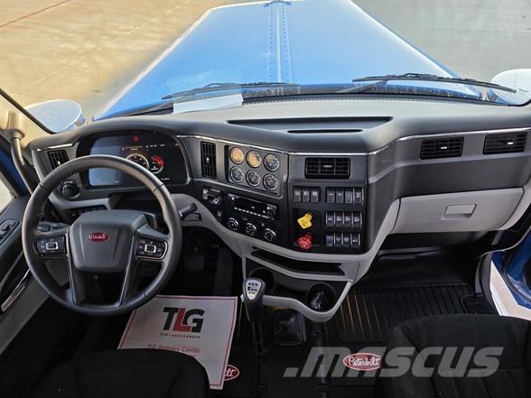 Peterbilt 589 Tegljači