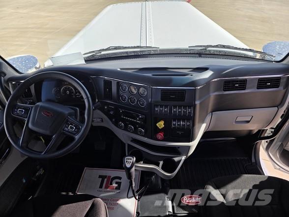 Peterbilt 589 Tegljači