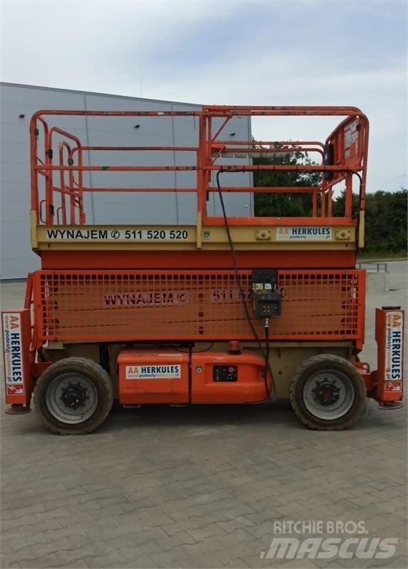 JLG 4069 Makazaste platforme