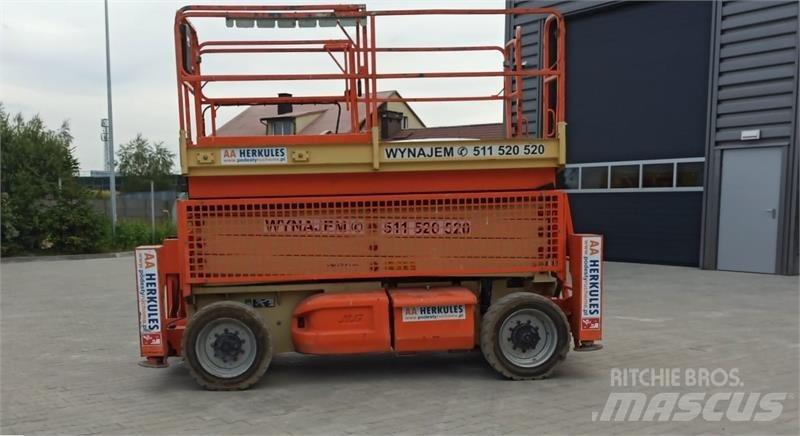 JLG 4069 Makazaste platforme