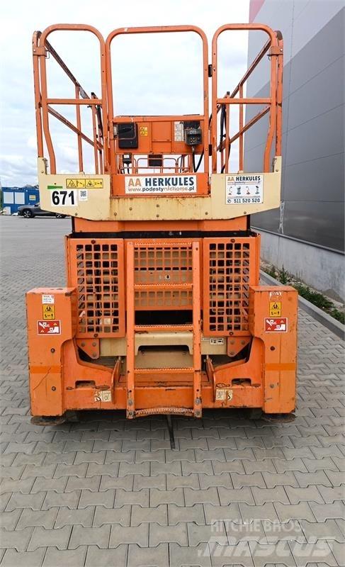 JLG 4069 Makazaste platforme