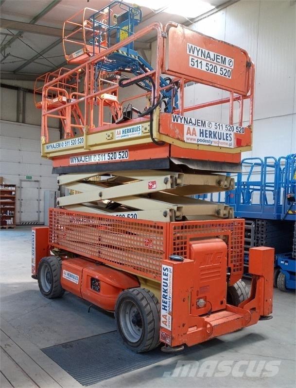 JLG 4069 Makazaste platforme