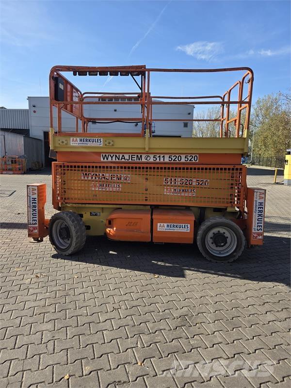 JLG 4069 Makazaste platforme