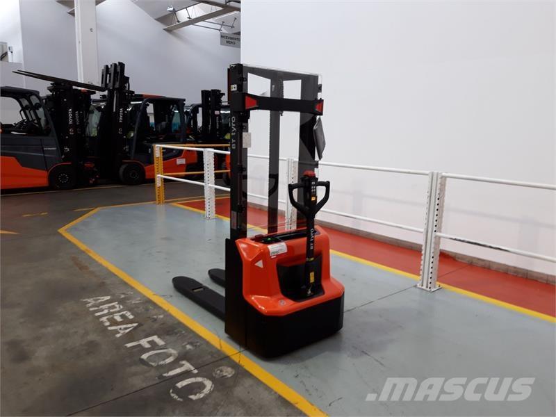 BT SHE100 Ručni paletni viljuškari