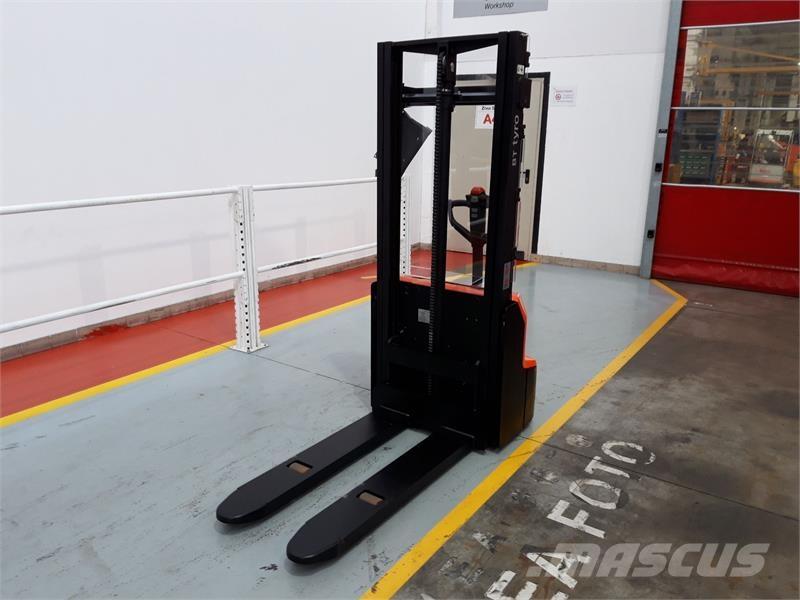 BT SHE100 Ručni paletni viljuškari