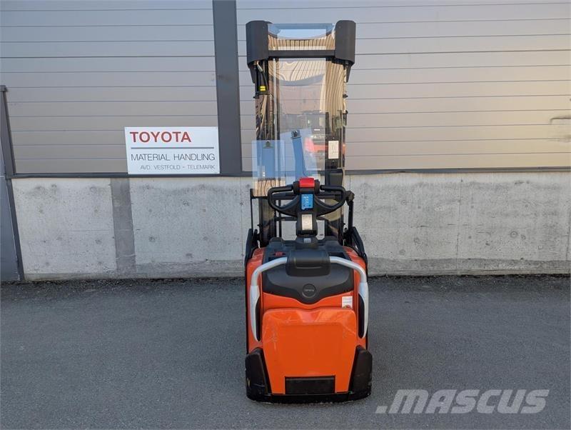 BT SPE160 Ručni električni viljuškar