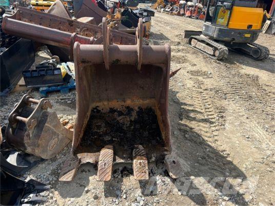  Godet 1M20 - axe 80 mm Kašike / Korpe