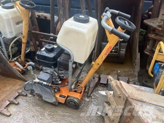  Scie à sol HUSQVARNA Ostalo za građevinarstvo