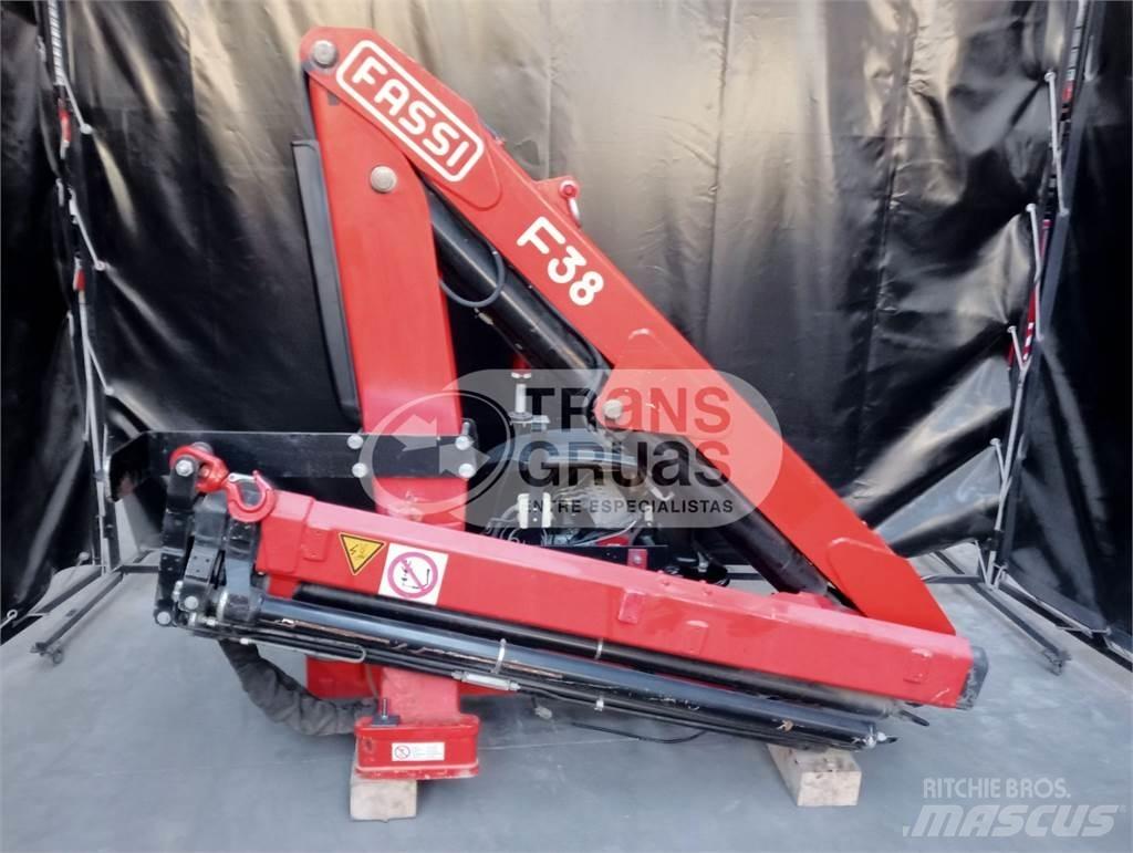 Fassi F38AF Kranovi za utovar