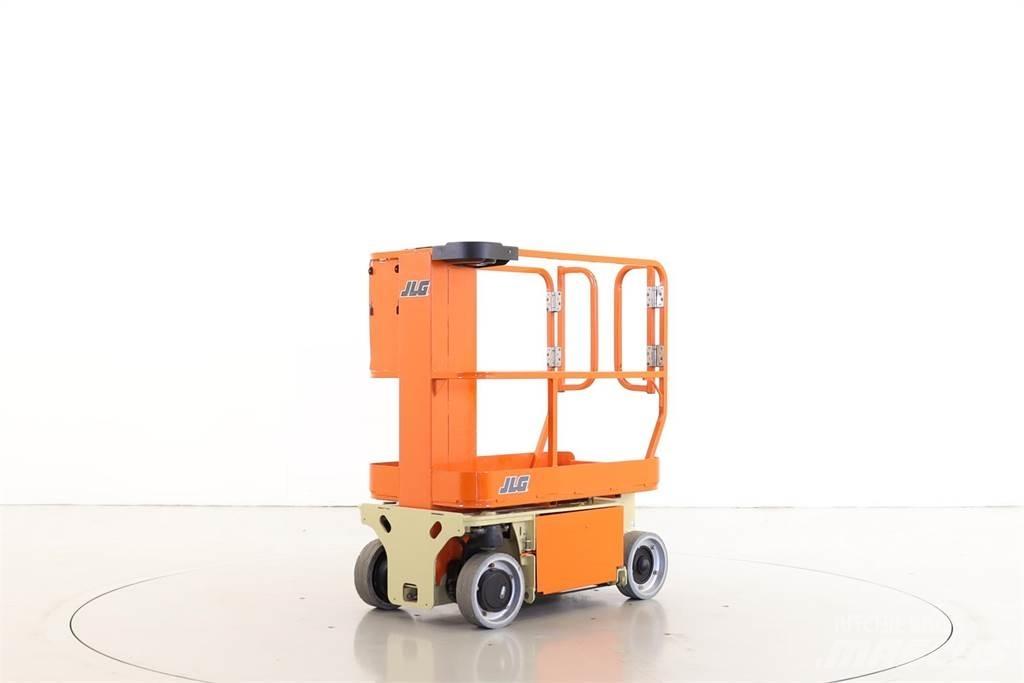 JLG 1230ES Jarbolne penjajuće platforme