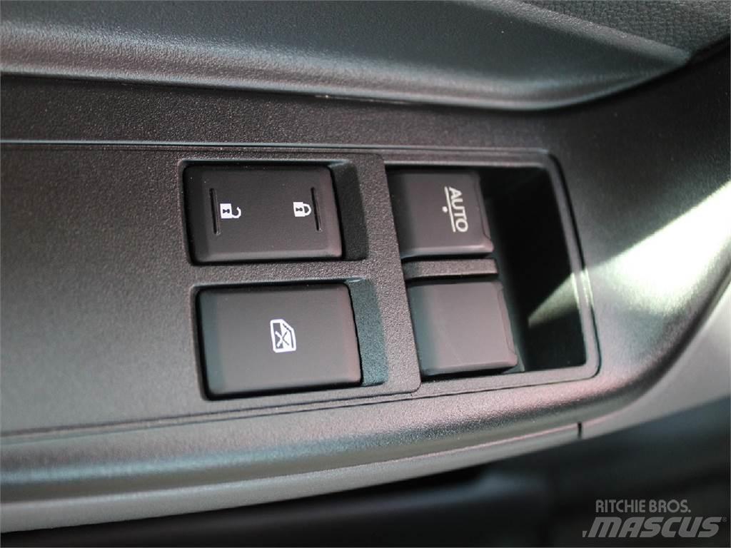 Isuzu NRR Sanduk kamioni