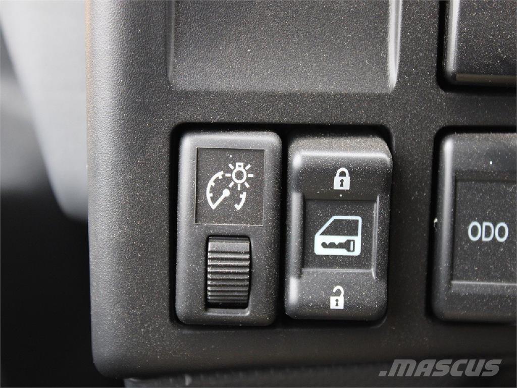 Isuzu NRR Kiperi kamioni