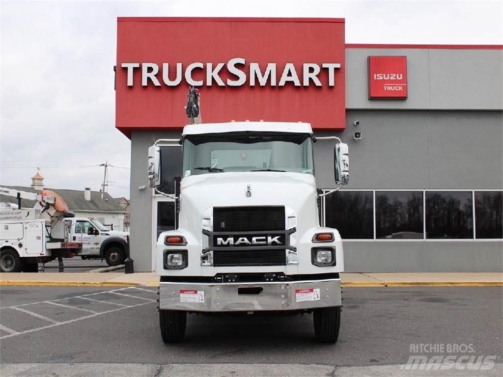 Mack MD6 Komunalna vozila za opštu namenu