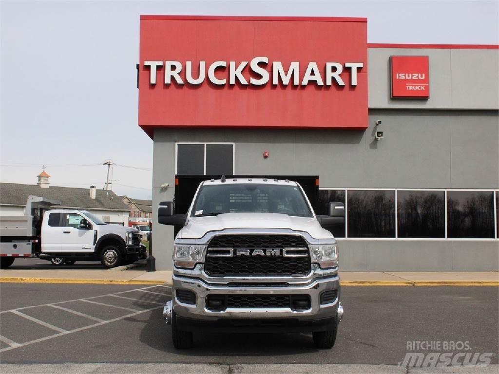 RAM 3500 Kamioni sa otvorenim sandukom