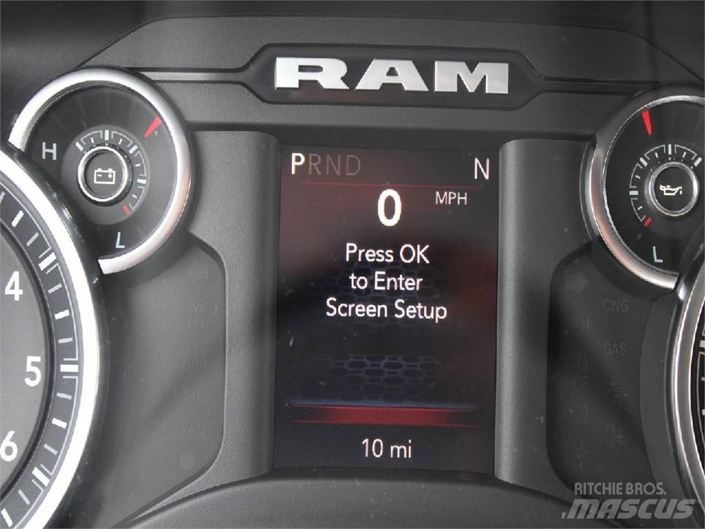RAM 3500 Kamioni sa otvorenim sandukom