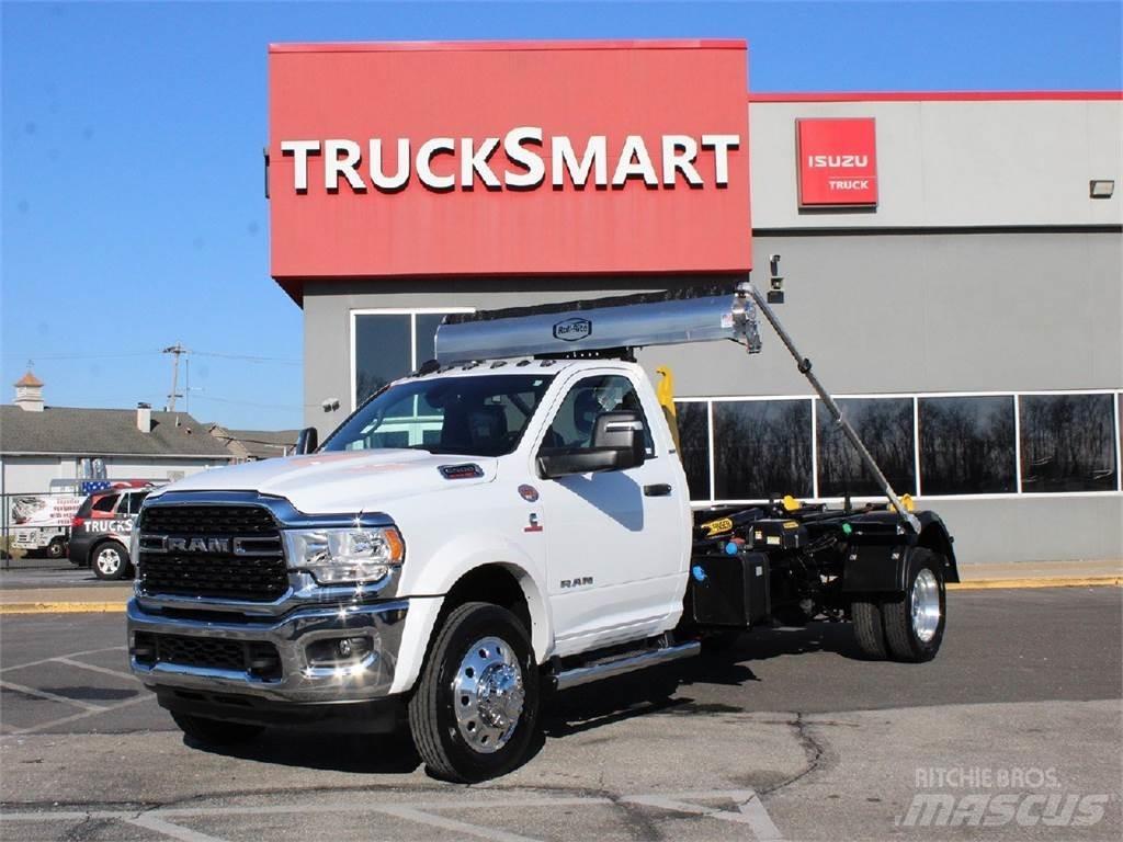RAM 5500 Rol kiper kamioni sa kukom za podizanje tereta