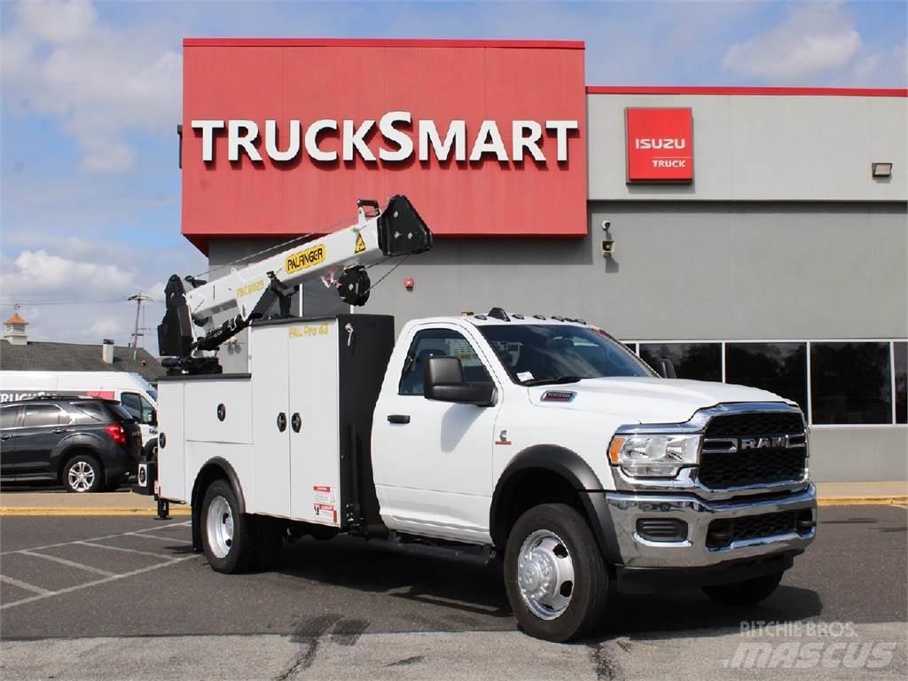 RAM 5500 Kamioni sa kranom