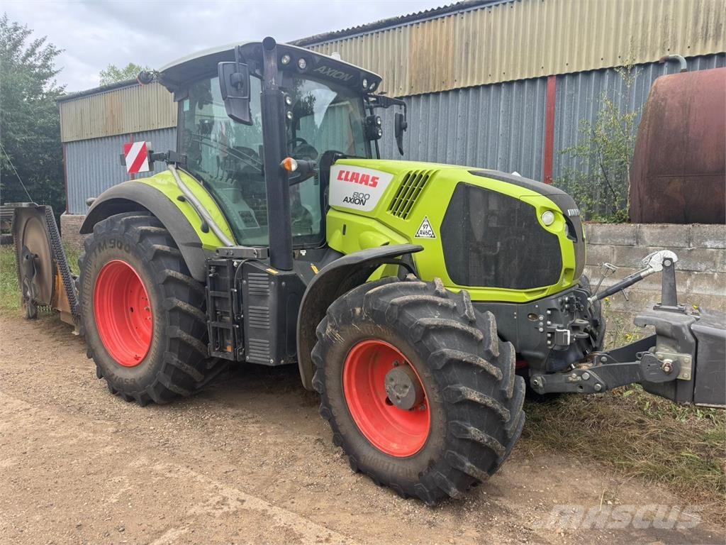 CLAAS AXION 800 Traktori