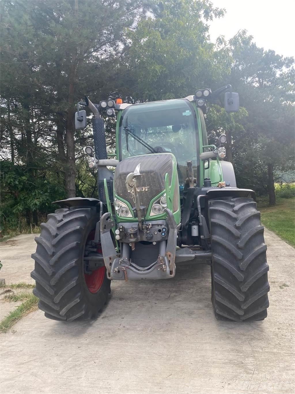 Fendt 516 Traktori