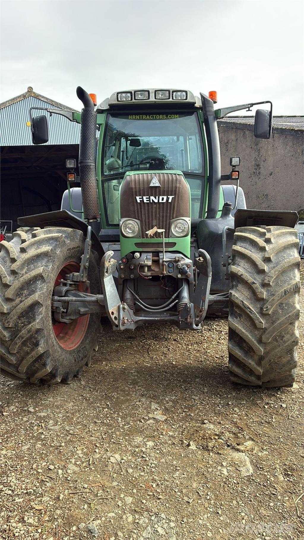 Fendt 718 Traktori