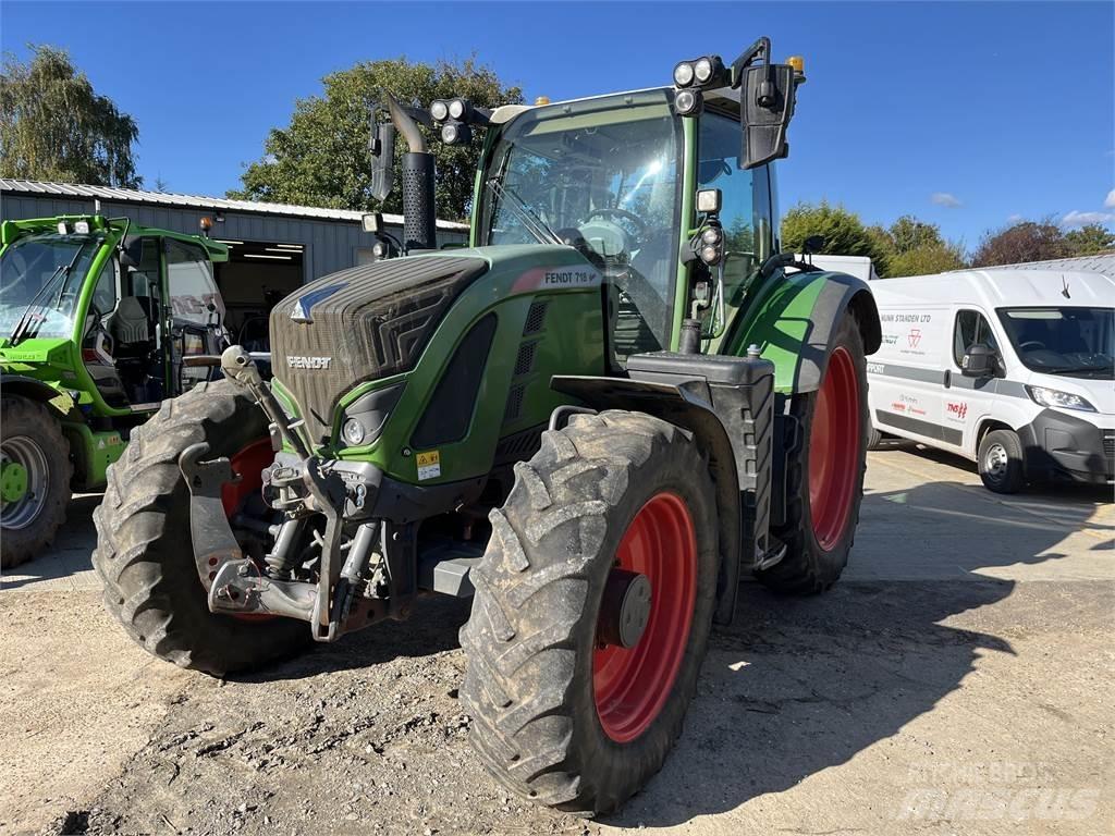 Fendt 718 Traktori