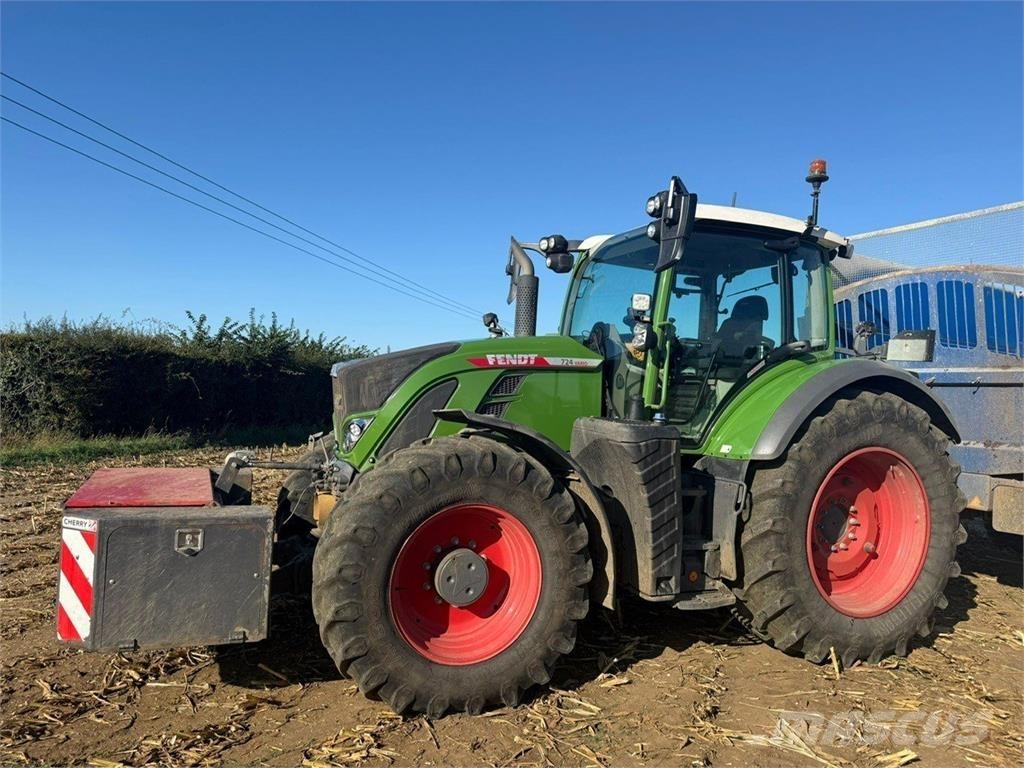 Fendt 724 Traktori