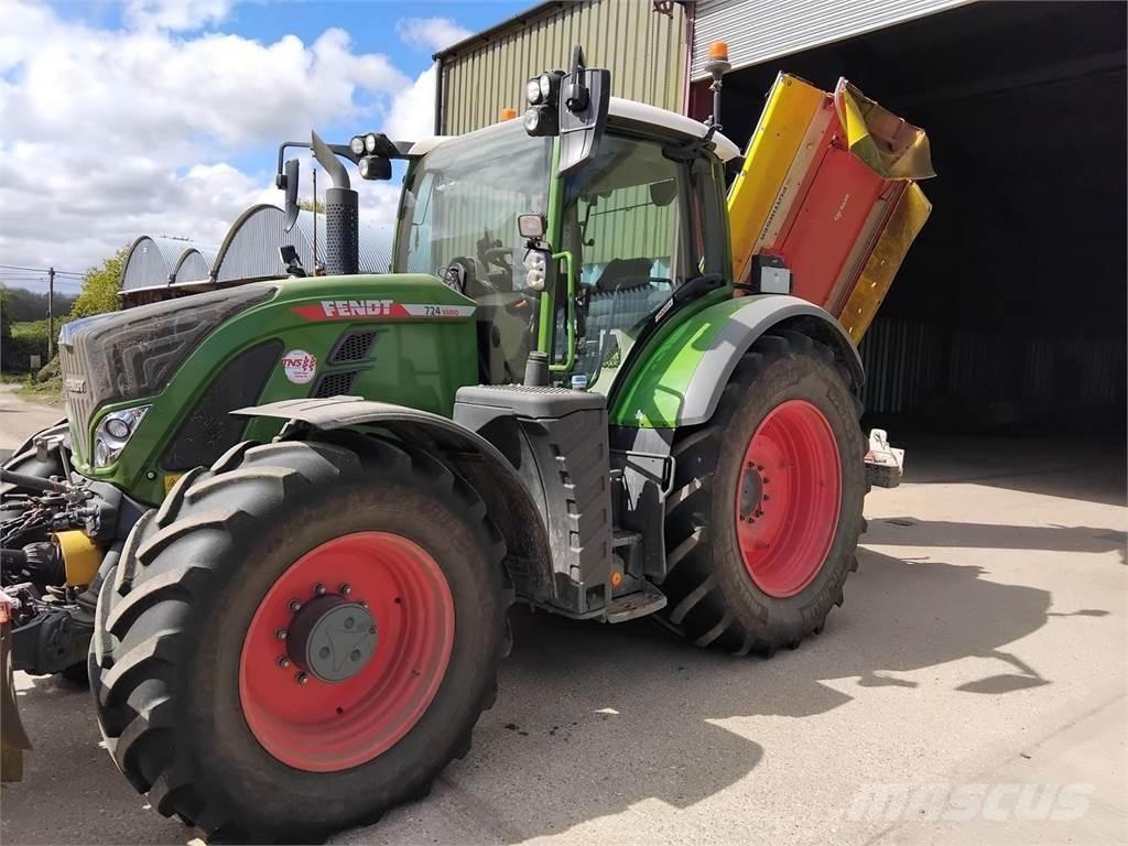 Fendt 724 Traktori