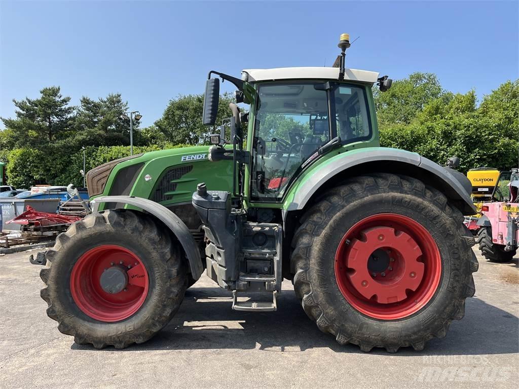 Fendt 828 Traktori