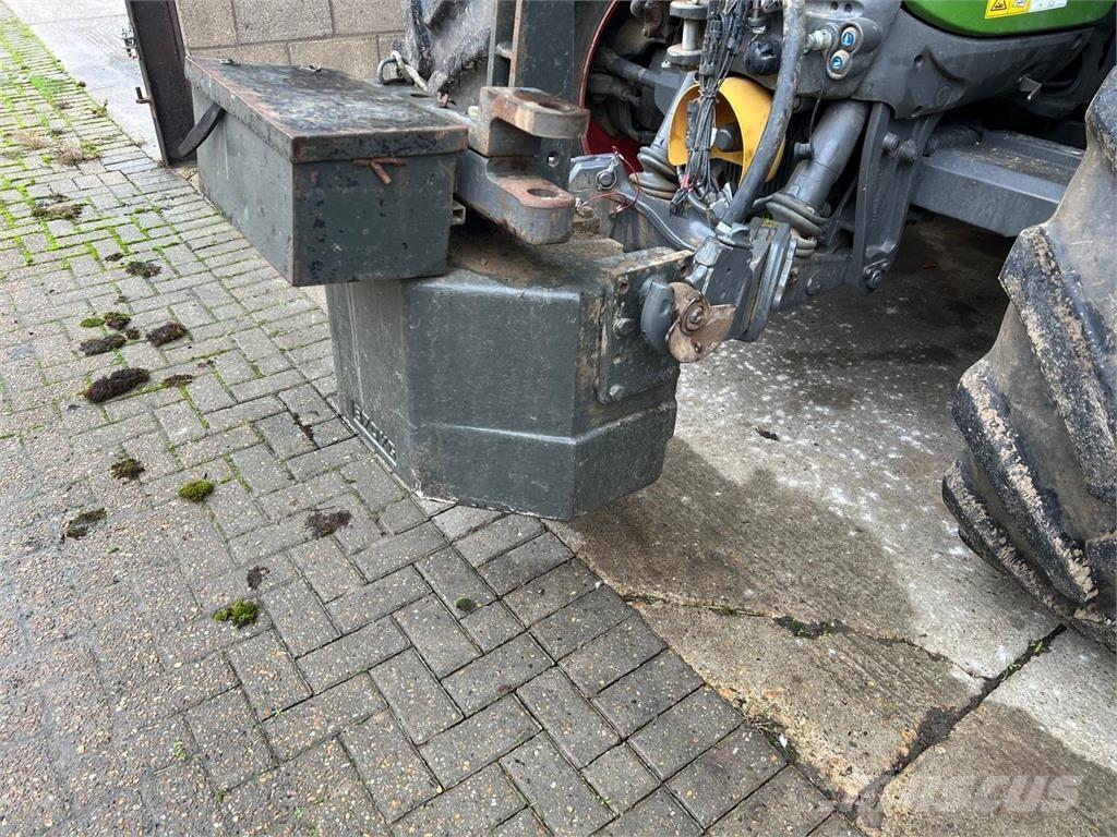 Fendt 870KG Prednji tegovi