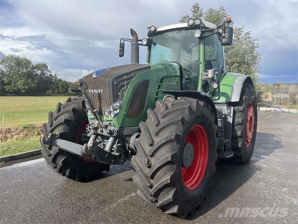 Fendt 936 PROFI Traktori