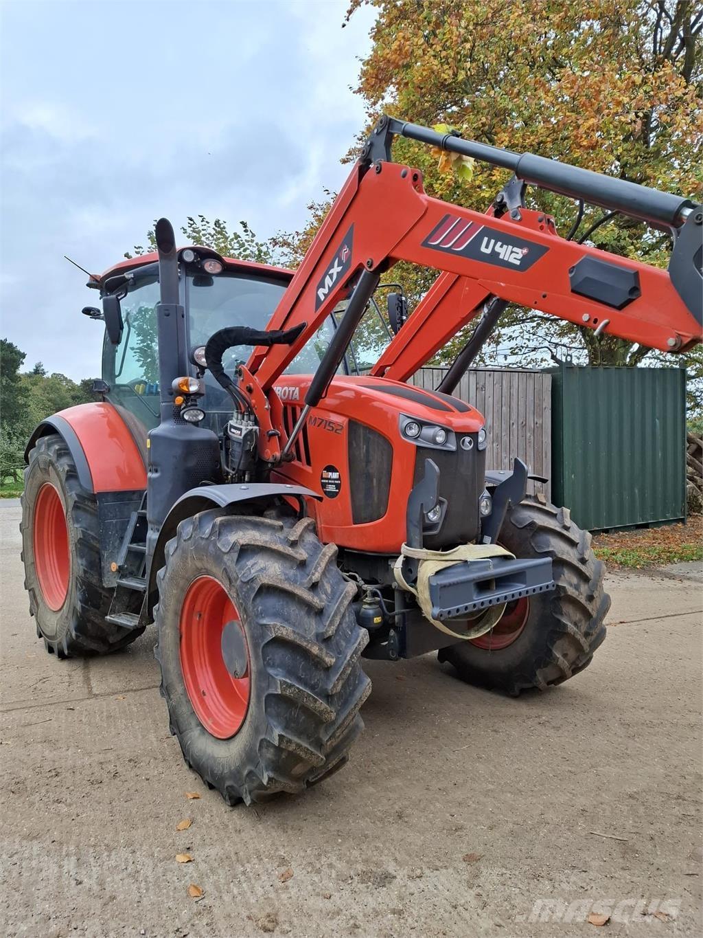 Kubota M7-152 Traktori