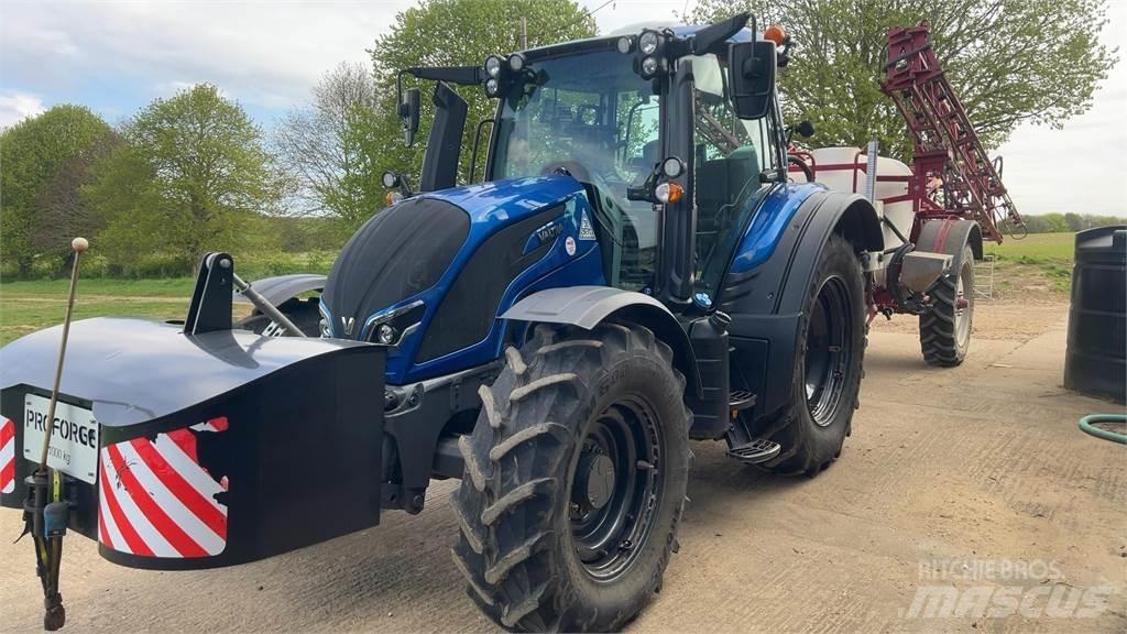 Valtra N155EV Traktori