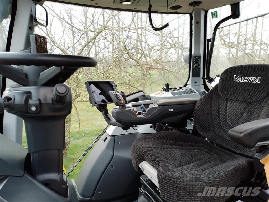 Valtra T195V Traktori