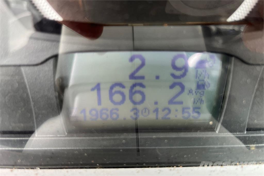 Valtra T254 Traktori