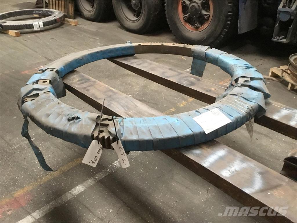  CT 2 slew ring Delovi i oprema za kran