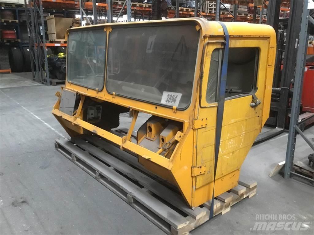 Faun KF lower cabin Kabine i unutrašnjost