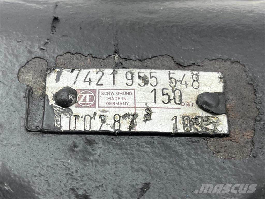  Steering box Delovi i oprema za kran